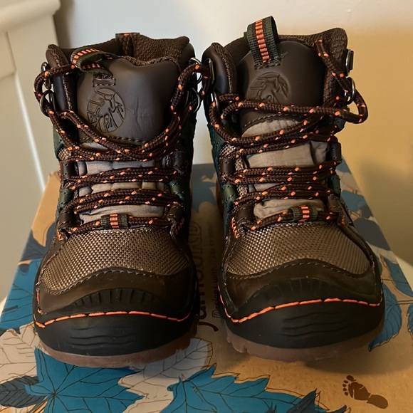 Kids Waterproof Boot brown with green and orange size 10M us only worn once - Picture 2 of 5